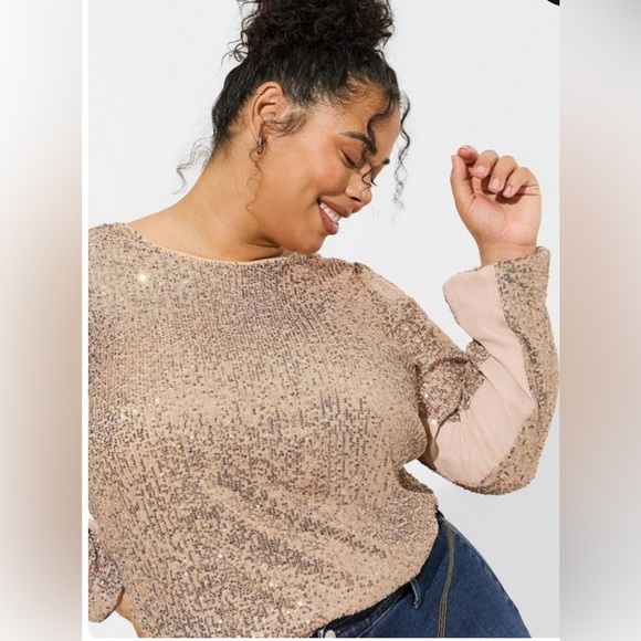 Torrid Sequin Long Sleeve Blouse NWT - Picture 3 of 8
